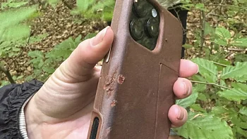 אייפון שרד נפילה ממטוס - והכול תועד במצלמה