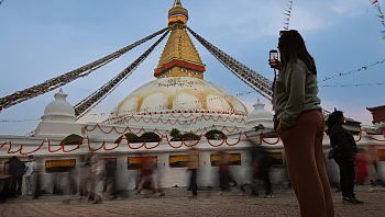 מסע אל המקדשים שאסור לפספס בבירת נפאל וההימלאיה