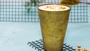 ככה ההודים מצטננים: לאסי ורדים וקינמון ללא צורך בבלנדר