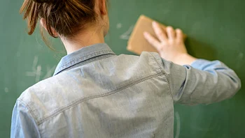 המורה מפתח תקווה מגיבה: "זה היה מקרה חד פעמי, מתנצלת על זה"