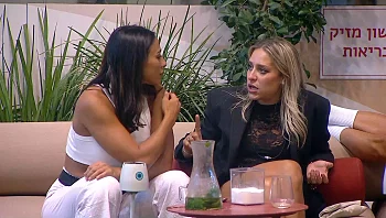 "היא אמרה לחן לסגור לה את הרוכסן - זה לא מתאים": שני מבקרת את מאי