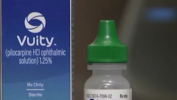 פריצת דרך: טיפות עיניים חדשות יסירו את הצורך במשקפיים