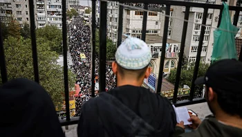 נטוס ולא נתגייס: החסידים שנערכים לצאת לאומן גם אם ייעצרו