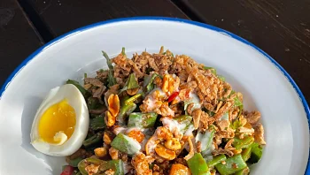 המטבח התאילנדי הכי אותנטי בארץ, נמצא בכלל בתוך מסעדה רוסית