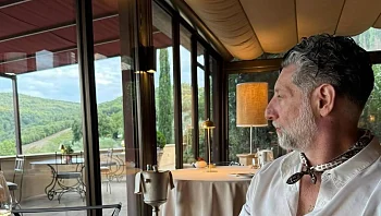 "אי אפשר יותר": ההתכתבות בין אסף גרניט לעוזרת שלו נחשפת