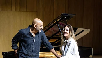 "המקומות העמוקים והאמיתיים של הנפש": עידן רייכל בצעד מפתיע