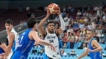 סוף המסע: ישראל הפסידה ליוון בשמינית גמר היורובאסקט