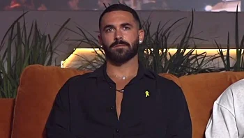 רגע לפני שהוכרז כזוכה: יובל צופה ברגעיו הגדולים