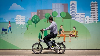 אלפי דוחות בדרך: עיריית תל אביב נגד רוכבי דו-גלגלי חשמליים