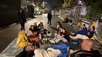 משפחות חטופים מול מעון רה"מ: "שיקרת לנו, אמרת שמביאים הסכם"