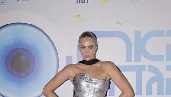 אנה סופיה קלמן חושפת: "מישהו מהתעשייה אנס אותי"