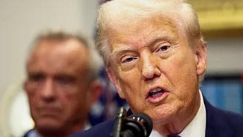 בניגוד למחקרים: טראמפ קשר בין נטילת פרצטמול בהיריון לאוטיזם