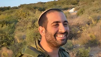 "רציתי לספר לך שהתגייסתי בעקבותיך, ובגיל 35 הגעתי לבקו"ם"