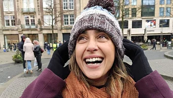 "רציתי לספר לך שהבת שלך אלמה נמצאת בידיים טובות"