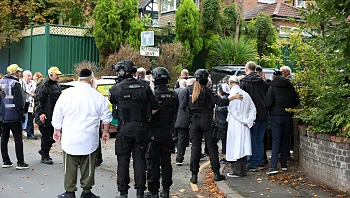 אבל במנצ'סטר: אדריאן ומלווין נרצחו בבית הכנסת ביום כיפור