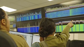 לוחמי התודעה: היחידה שמשבשת תקשורת ומפילה רחפני אויב