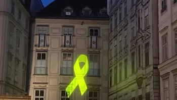 העולם מציין שנתיים לטבח: עצרות ומיצגים לזכר נרצחי 7 באוקטובר