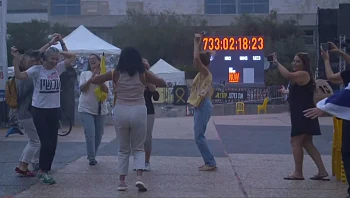 כיכר החיוכים: ישראל חוזרת לנשום אחרי הסכם הפסקת האש