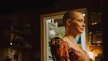 הייתם מוכנים לגלח את ראשכם כדי לצפות בסרט המדובר לפני צאתו?