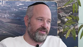 "זו תחושת כישלון": השדכן מ"ווארט" מדבר לראשונה על הגירושים