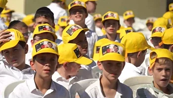 הפגנת הילדים לשחרור העריק החרדי: "החטופים הם גם שלנו"