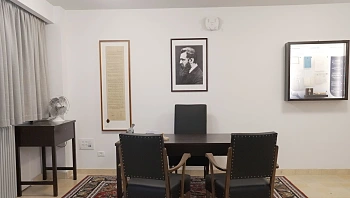 מזנון הכנסת והפנתרים השחורים: הבתים שמספרים את היסטוריית י-ם