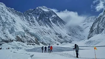 בעקבות סופת שלגים חריגה: כ-100 מטיילים ישראלים חולצו מנפאל