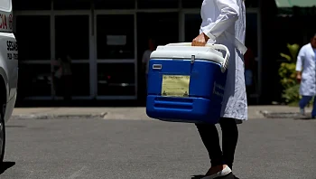 הזמינה תרופות במשלוח - וקיבלה איברים אנושיים