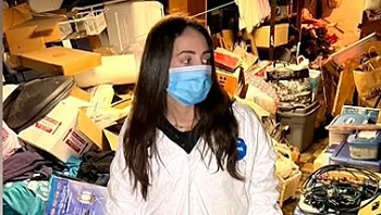 הישראלית שמנקה בתי אגרנים: "יש מקומות שלא נכנסו אליהם שנים"