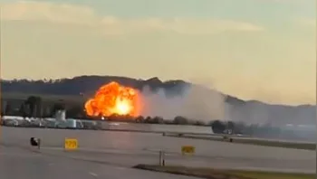 כדור אש על המסלול: הרוגים ונעדרים בהתרסקות בארה"ב