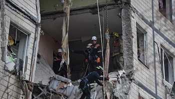 אחרי מתקפה לילית: רוסיה כבשה כפר נוסף במזרח אוקראינה