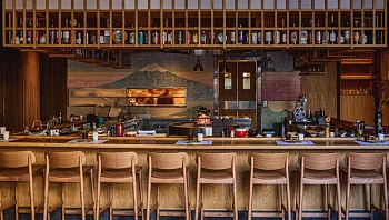 כל מה שטוב ביפן נמצא במקום הזה, כולל בריזה נעימה מהים