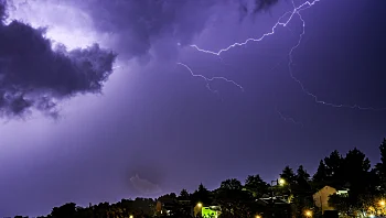 לקראת סופ"ש סוער: שיטפונות והצפות במערכת החורפית הראשונה
