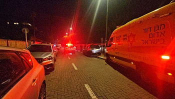 שני גברים נפצעו קשה מירי בהרצליה, פצוע קשה מדקירה בבת ים