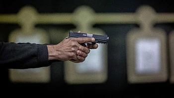 ישראל מתחמשת: שנתיים לרפורמה - מי מקבל נשק בלי שאיש שם לב?