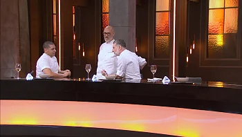 "אני חושב שאני זמר מאוד טוב, אבל כולם מסביבי אומרים שלא"