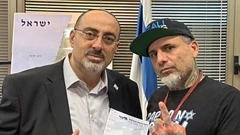 אלוף ה-MMA הישראלי: "היו לי קרבות שהחזיקו יותר מהעבודה עם הח"כ מהליכוד"