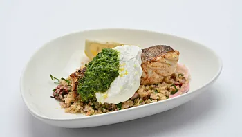 פילה לוקוס על מצע של סלט טאבולה: המתכון למנת האודישן של עפרי נחשון