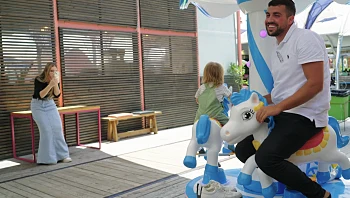"היא יכולה להיות אימא מדהימה": הדייט שהפך לשיעור בהורות