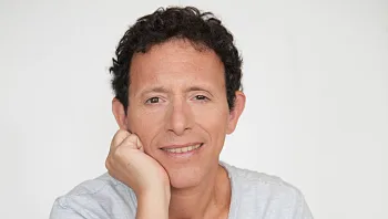 "אבל תמיד זה בית": המחווה של המוזיקאי הוותיק לאגדה הישראלית