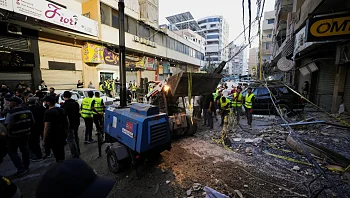 ירי רקטי, פיגוע בחו"ל - או המתנה: בישראל נערכים לתגובת חיזבאללה
