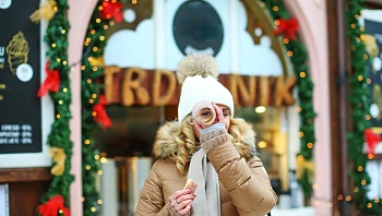 שווקים חגיגיים ואירוח זוכה פרסים מחכים במדינה הפרו-ישראלית