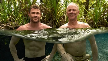 "כריס המסוורת' ואביו חולה האלצהיימר הצליחו בסרט לתקשר"