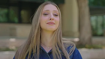 "קשוח, זה נתן לי מכה": מה גרם לאסתר לפרוץ בבכי?