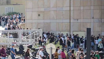 המרוץ לדרכון הפורטוגלי: אלפים נדחקו בתור לקבלת אזרחות