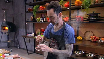 המתמודד שמבשל אוכל תאילנדי ורוסי: האודישן של ליאור