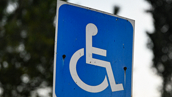 הסוף לבלוף? הקרב על תווי הנכה בין הביטוח הלאומי והממשלה