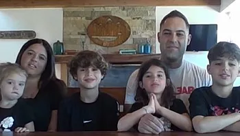 המשפחה שמטיילת בעולם: "אנחנו מחליטים יחד על היעד הבא"