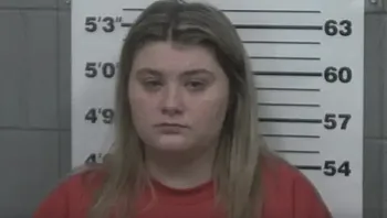 מלכת יופי לשעבר נידונה למאסר עולם על רצח תינוק בן שנה וחצי