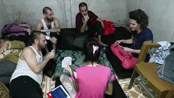 התיעוד המצמרר: 6 החטופים שנרצחו מדליקים נרות חנוכה במנהרה